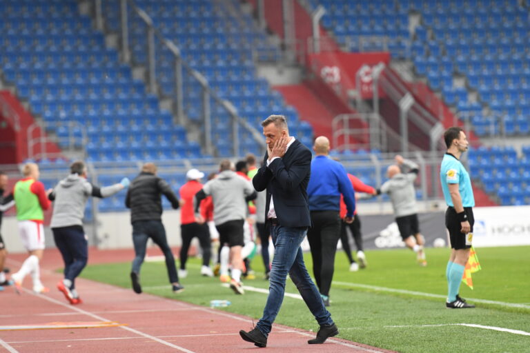 Ostravské dilema ve středu pole