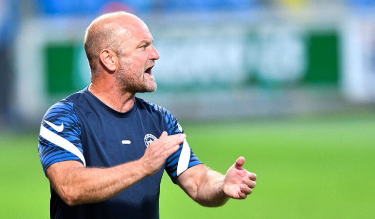 Hoftych? Jen oběť. Máslo na hlavách mají ve Slovanu jiní