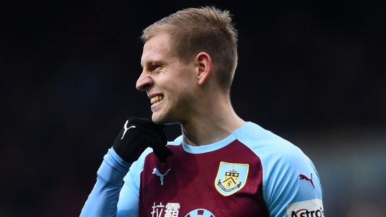 Východní zájem o Vydru stále neopadl. Burnley s ním ale počítá