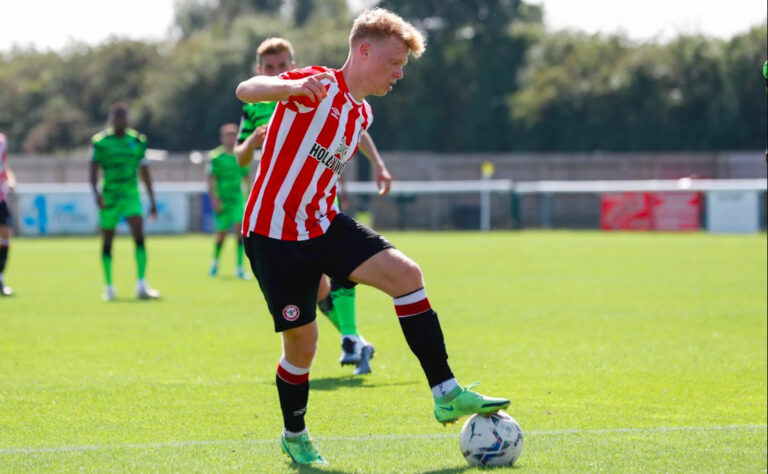 Žambůrek a Brentford. Jaká je aktuální situace českého mladíka?