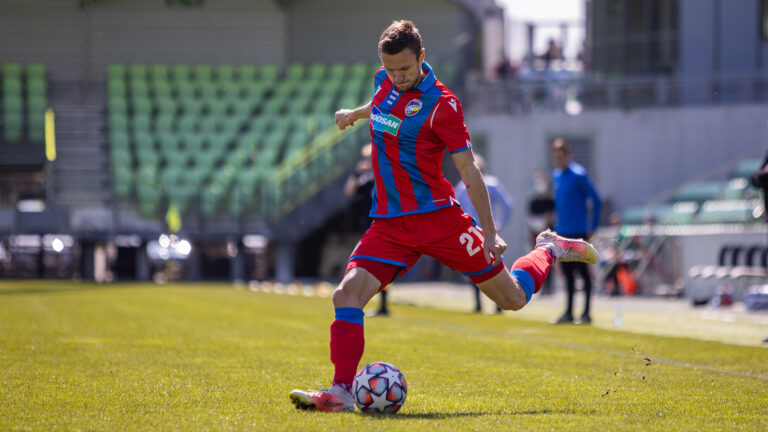 Falta se v Plzni trápí, odejde v zimě jinam?