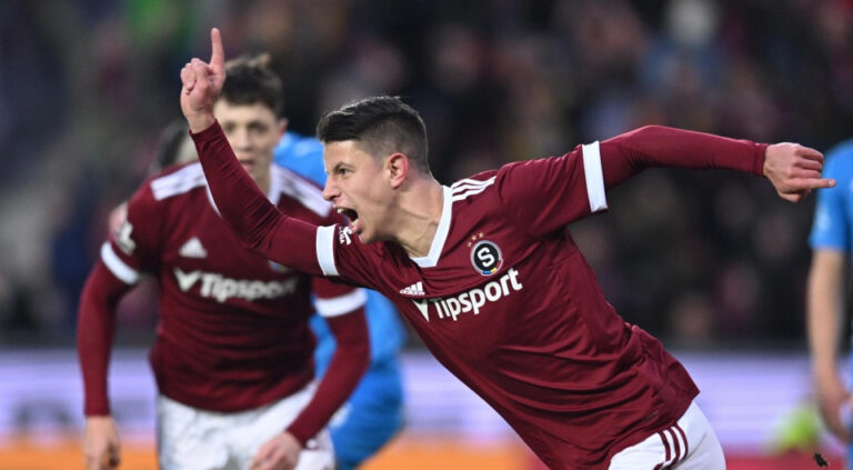 Hložek na cestě za Schickem? Možností je více…