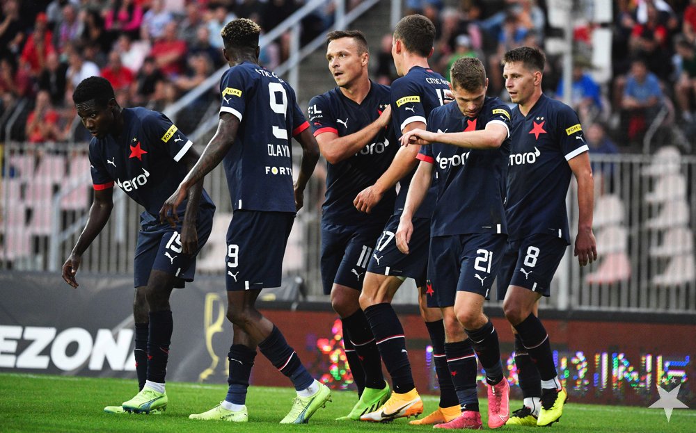 Tecl opět šéfem Slavie. Povstal fotbalový Fénix