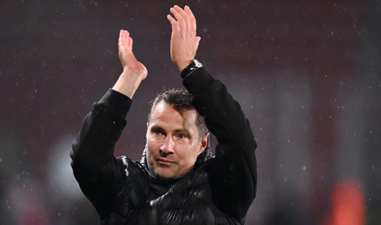 Zuřivý Sparťan: Pecky uplynulého týdne. Priske na dlažbě, Bundesliga v Budějkách a Haraslínův hatrick