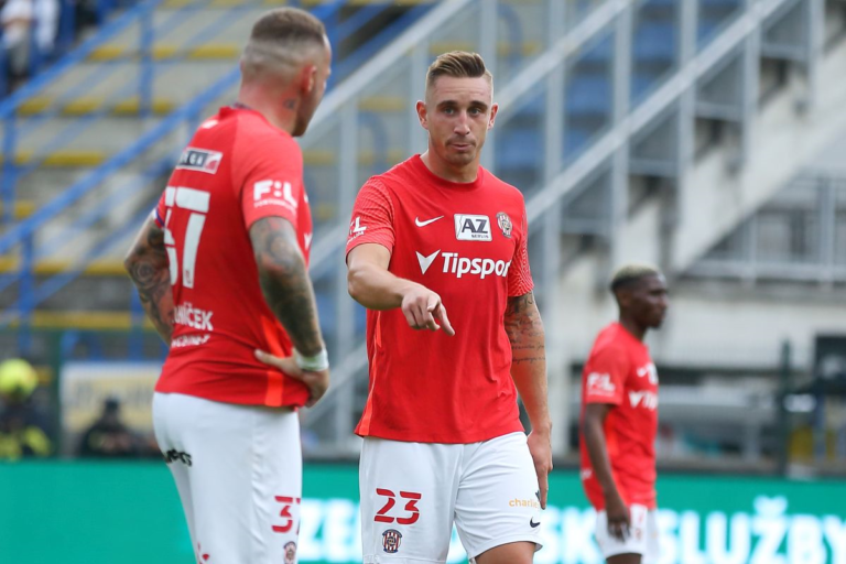 Zbrojovka si koleduje. Podruhé za sebou zachraňoval aspoň remízu Řezníček