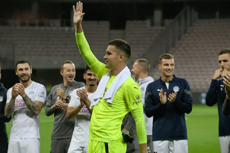 Nguyen září ve Vietnamu. S nováčkem soutěže slaví titul