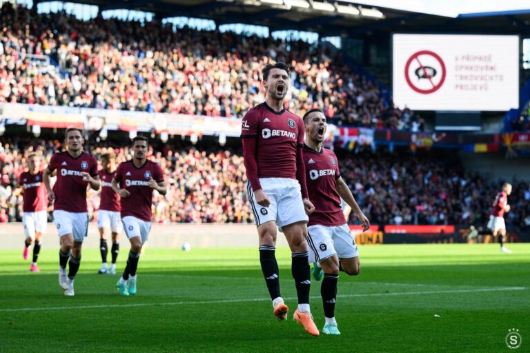 Zuřivý Sparťan: Sparta je největší klub v Česku! Míní Sima a opravuje se. Nemusí