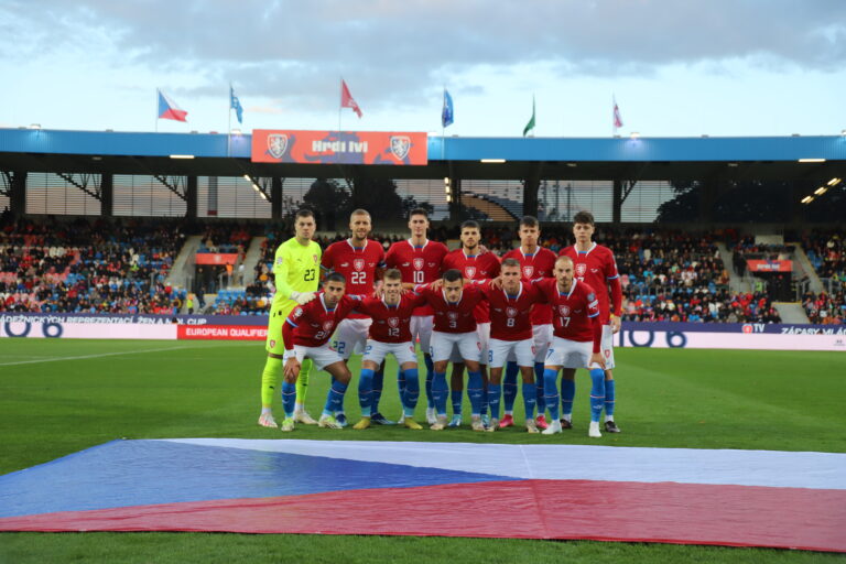 Reprezentace se v Albánii rozsypala. Jeďte, pane Šilhavý, jeďte