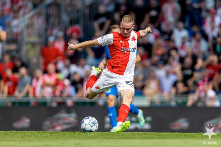 Slavia před derby: Ševčík bude potřebovat parťáka Vlčka