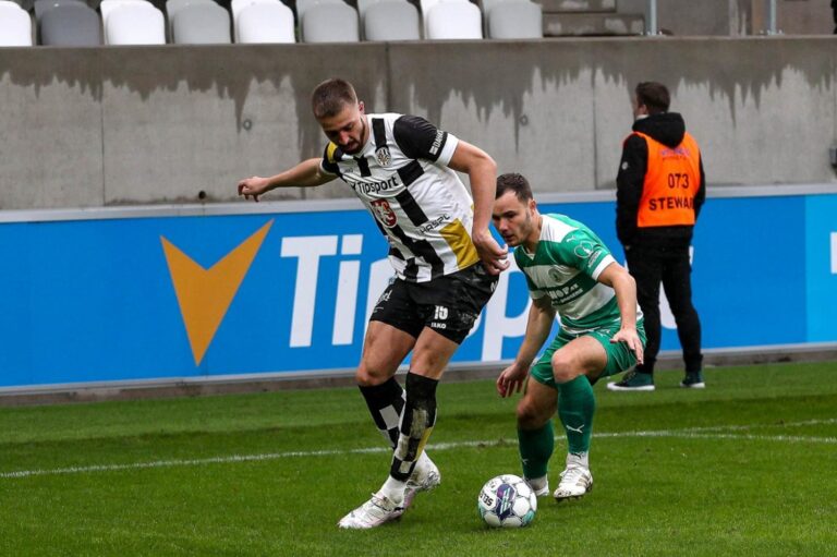 Hradec prohospodařil tři body. Bohemku spasil Shejbal