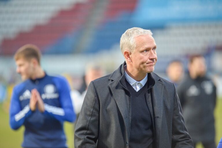 Bezzubá Olomouc si podala ruku s marným Hradcem