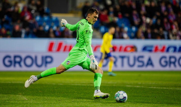 Plzeň jako jediná slaví. Fantom Jedlička hrdinou historického postupu