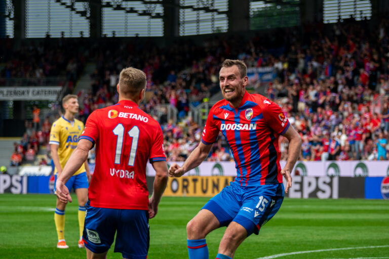 Plzeň deklasovala Teplice třemi góly. Trefil se i Vydra