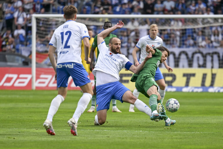 Třikrát a dost! Dva góly Ewertona stačily jen na bod. Hornické derby bez vítěze