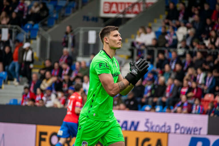 Plzeň si nechala utéct výhru, Baník jel z posledního
