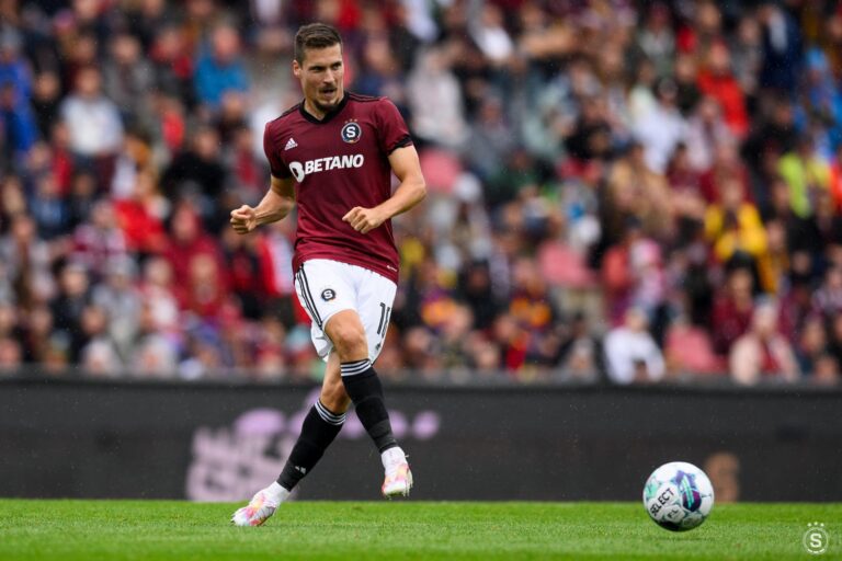 Sparta zahájila novou sezónu nepřesvědčivou výhrou