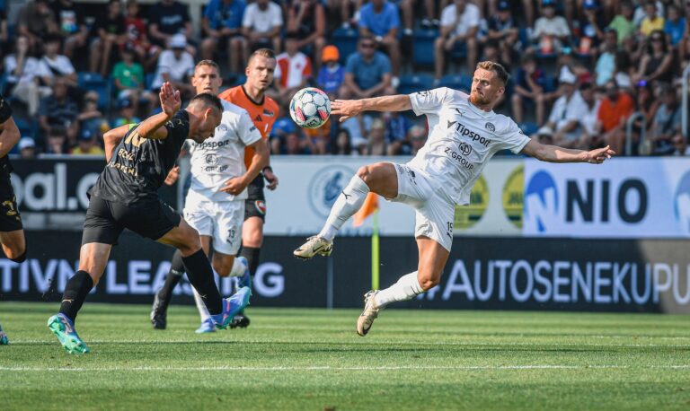 Slovácko překvapivě remizovalo se Slavií. K vidění zajištěná obrana a nevydařené útoky