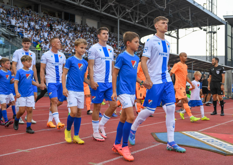 JEDNO V SRDCI MÁŠ: Díl 1. Začátek cesty