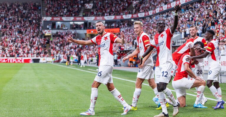 Slavia vstoupila do boje o Ligu mistrů. Antonín Kinský zažil debut v evropských pohárech
