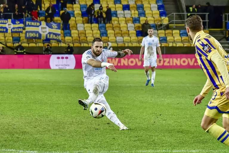 Slovan sa naladil fantasticky. DAC porazil na jeho štadióne