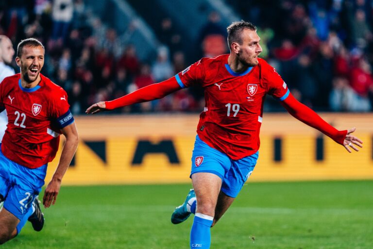 Česká reprezentace svým výkonem ohromila Letnou. Stane se Chorý útočníkem číslo jedna?