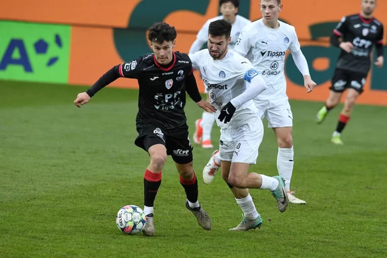 Slovácko sa súdí: Super obrat na Dukle a s Pardubicemi v hlavní roli VAR