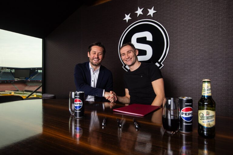 Kuchta míří do Sparty. Kdo komu pomáhá?