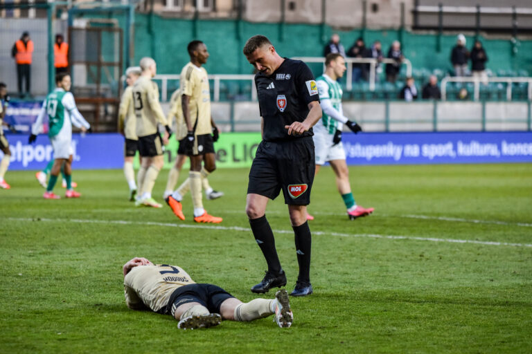 Dynamo venku opět padlo. Dá se něco na týmu vyzdvihnout?