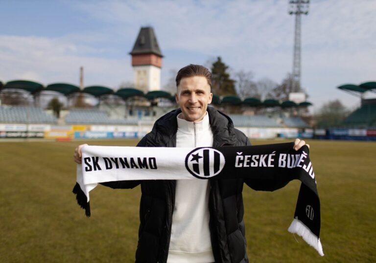 Zachrání hráč ze zkušenostmi z Bundesligy či Slovenské reprezentace České Budějovice?