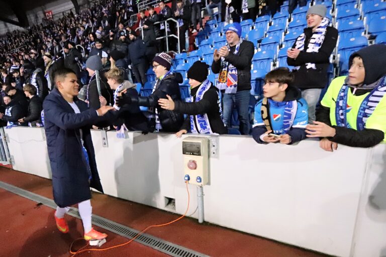 Fotbalová horečka pokračuje. Baník zvítězil s Pardubicemi 5:2 a jde na druhé místo!