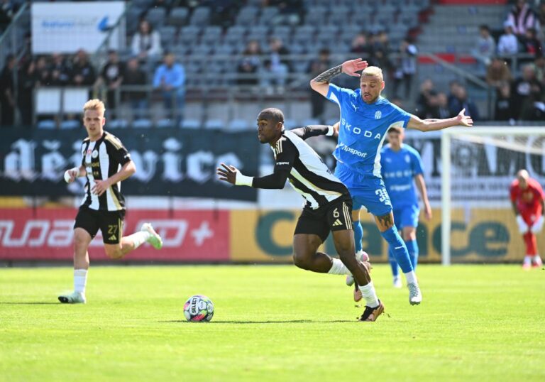 Budějovice oficiálně sestupují! Do druhé ligy je poslal boleslavský Vojta