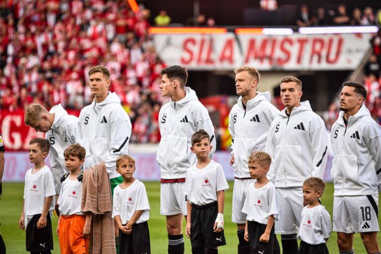 Sparta ztrácí 25 bodů na Slavii a bojuje o evropské poháry