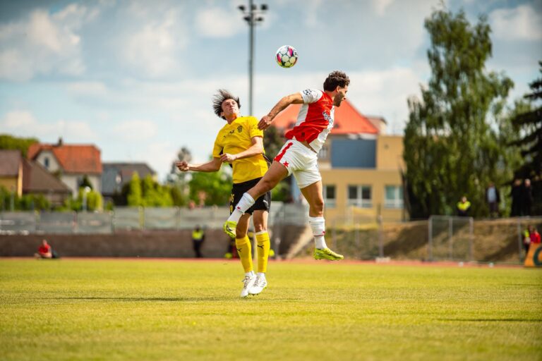 David proti Goliášovi: Zbrojovka vybojovala bod proti milionovému béčku Slavie