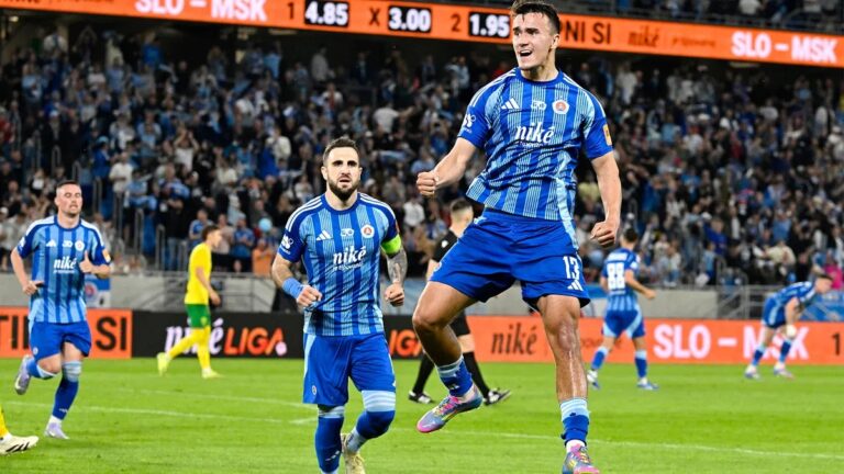 ŠK Slovan Bratislava s ďalším titulom. Prestavba však už nepočká