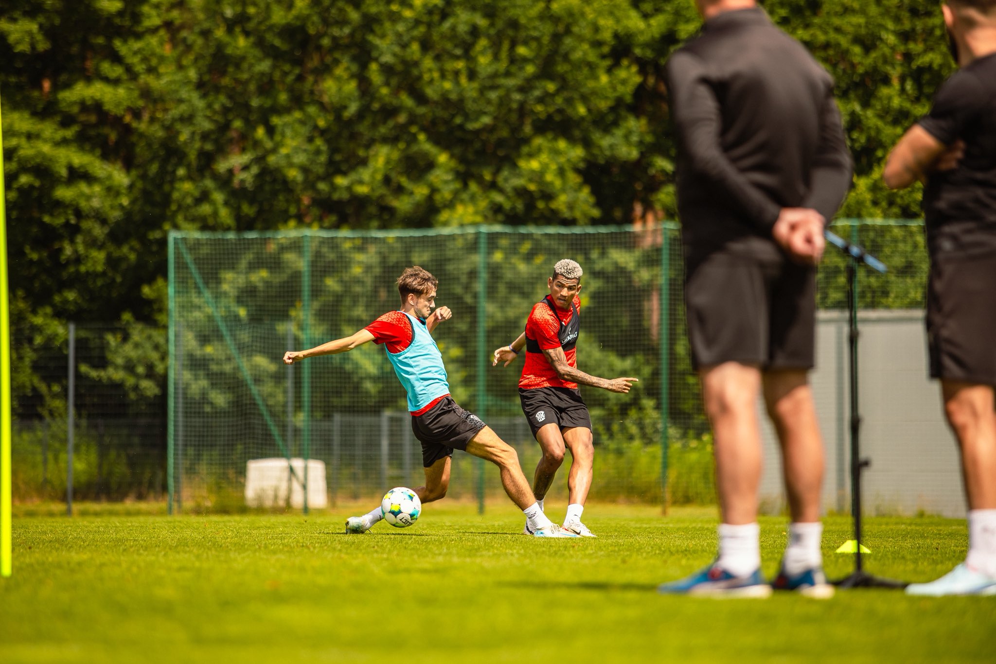 Galaktické přestupové okno v Brně: Souboj gigantů o postup