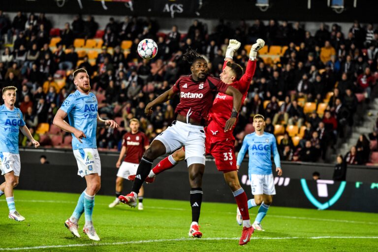 Zamíří Olantuji do MLS? Sparta láká talent z Hajduku. Přijde Kadeřábek?