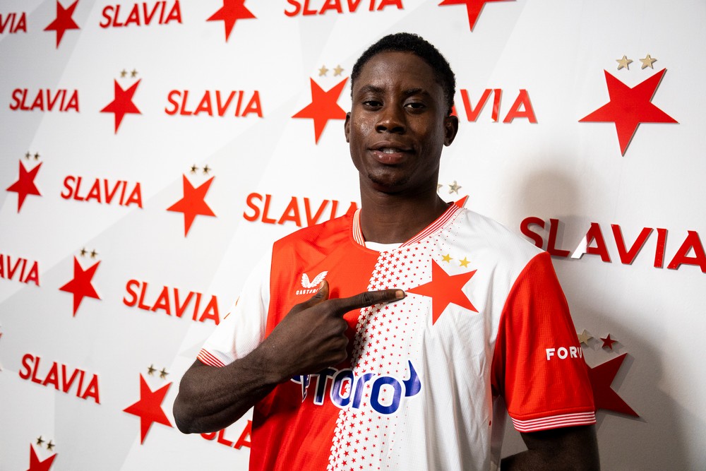 Sešívaní posilují: Mladý Polák a zkušený skaut z Dánska