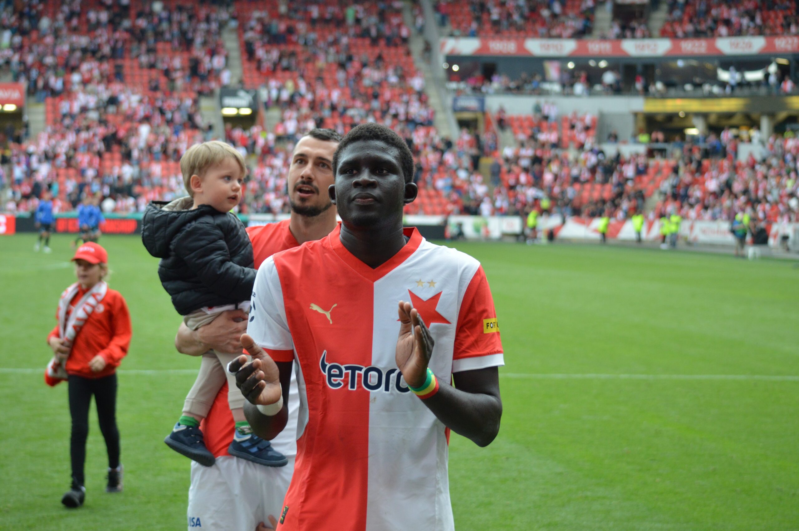 Šulc i Diouf na odchodu, ale stále patří českým klubům. Přestoupí do Premier League ještě před začátkem sezony?