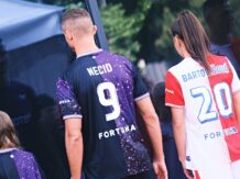 Nové dresy, posila do béčka i největší fanshop. Slavia postupuje mílovými kroky dopředu