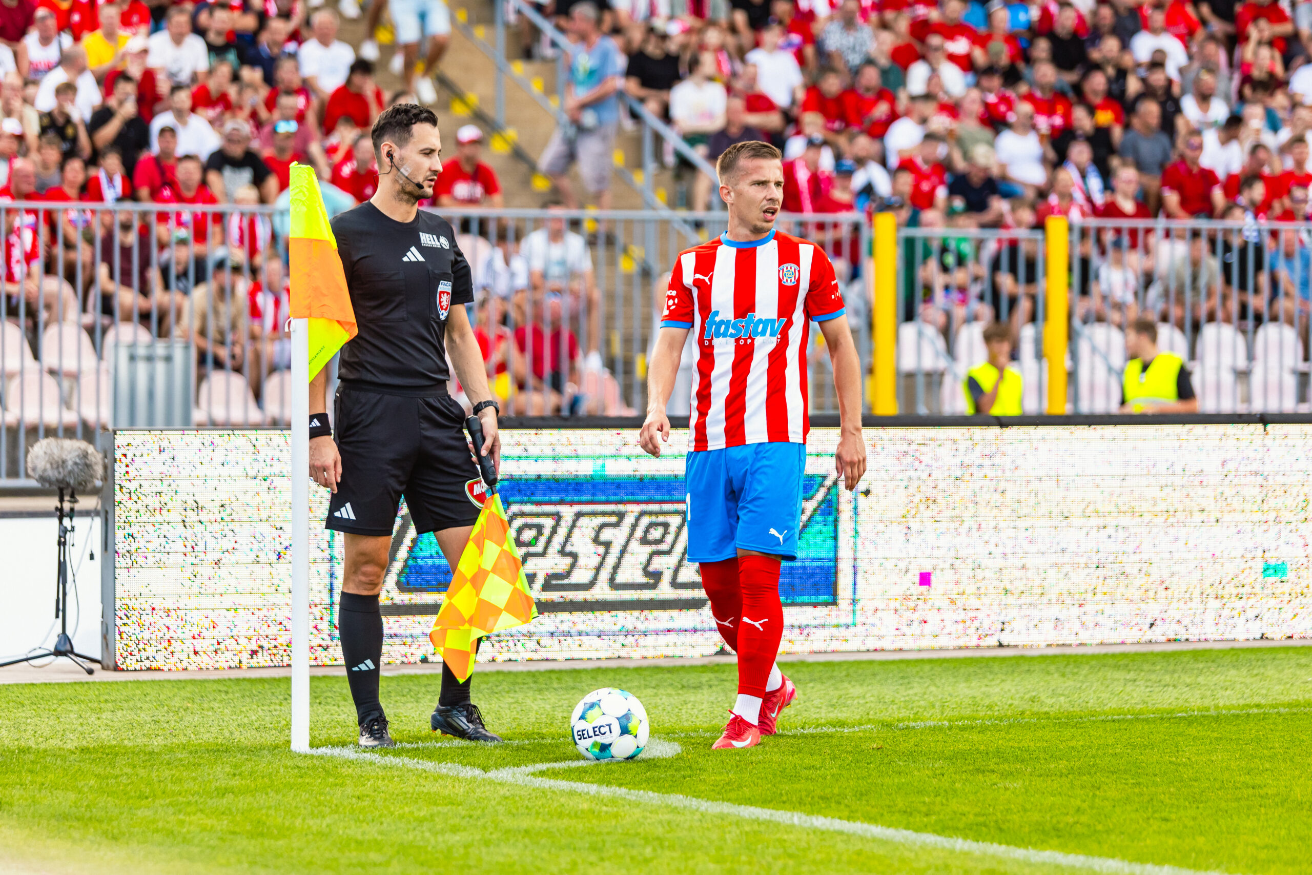 Hantec: Štatlšpíl bez kingála! Zbrojovka drží dál špicu