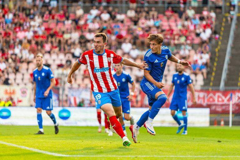 Hantec: Zbrojovka vařila pasovku, ale na plichtu fištrón měla. Píšťalák to však těžce zasklil