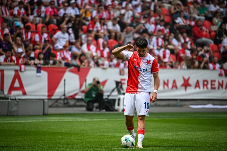 Přestupové okno ještě není uzavřeno: Slavia potřebuje posily