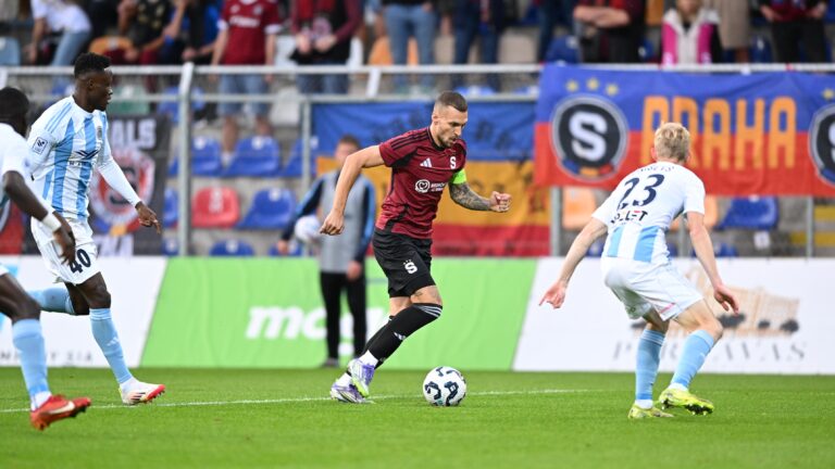 Sparta slaví, fanoušci zuří, koeficient pláče