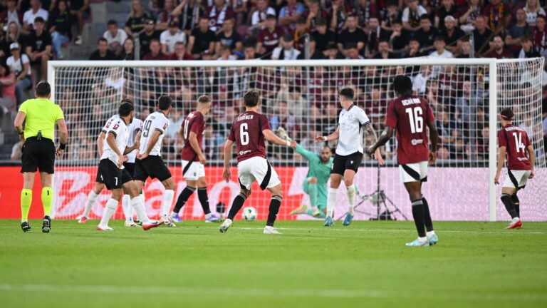 Sparta senzaci nepřipustila. Do Arménie míří s tříbrankovým náskokem