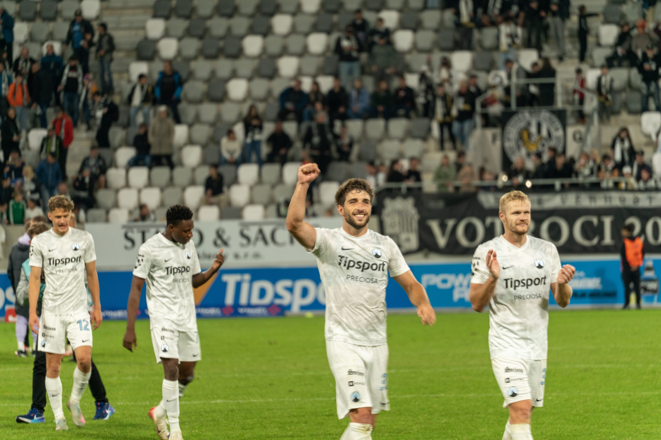 Ozvěny z Ještědu: Slovan veze z Hradce Králové tři body. Srdcař Mikula hrdinou 