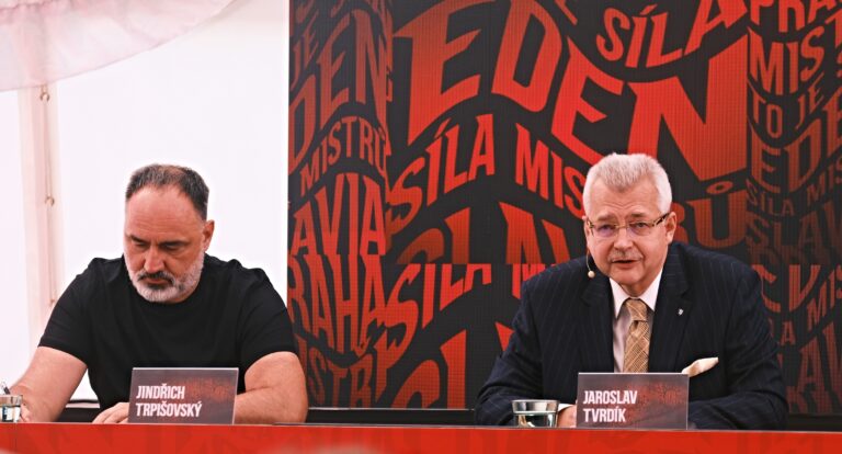 Zuřivý Sparťan: Pecky uplynulého týdne – kdo (ne)stojí o Haška, těžké váhy versus Deník Sport a rozhodčí se neškrtí