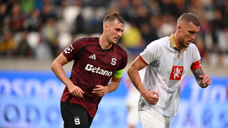 Hradec připravil Spartě první ligovou porážku tohoto ročníku