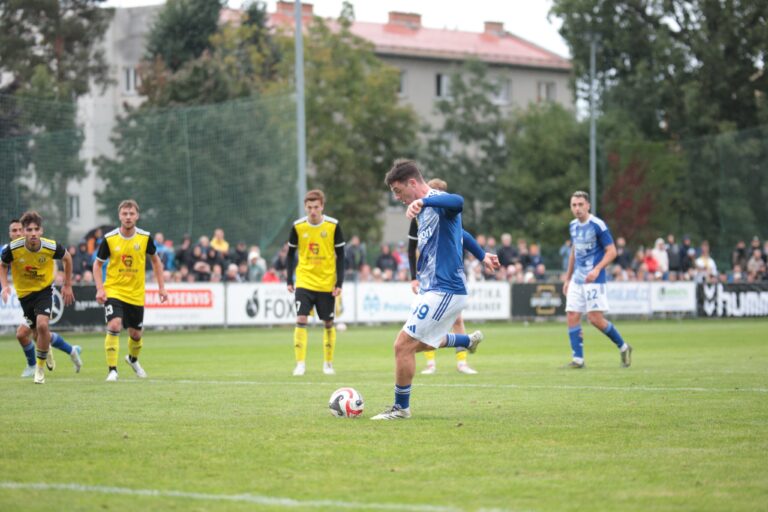 Překvapení v MOL Cupu, Sigma padla s klubem ze čtvrté ligy. Problémy měly i další týmy