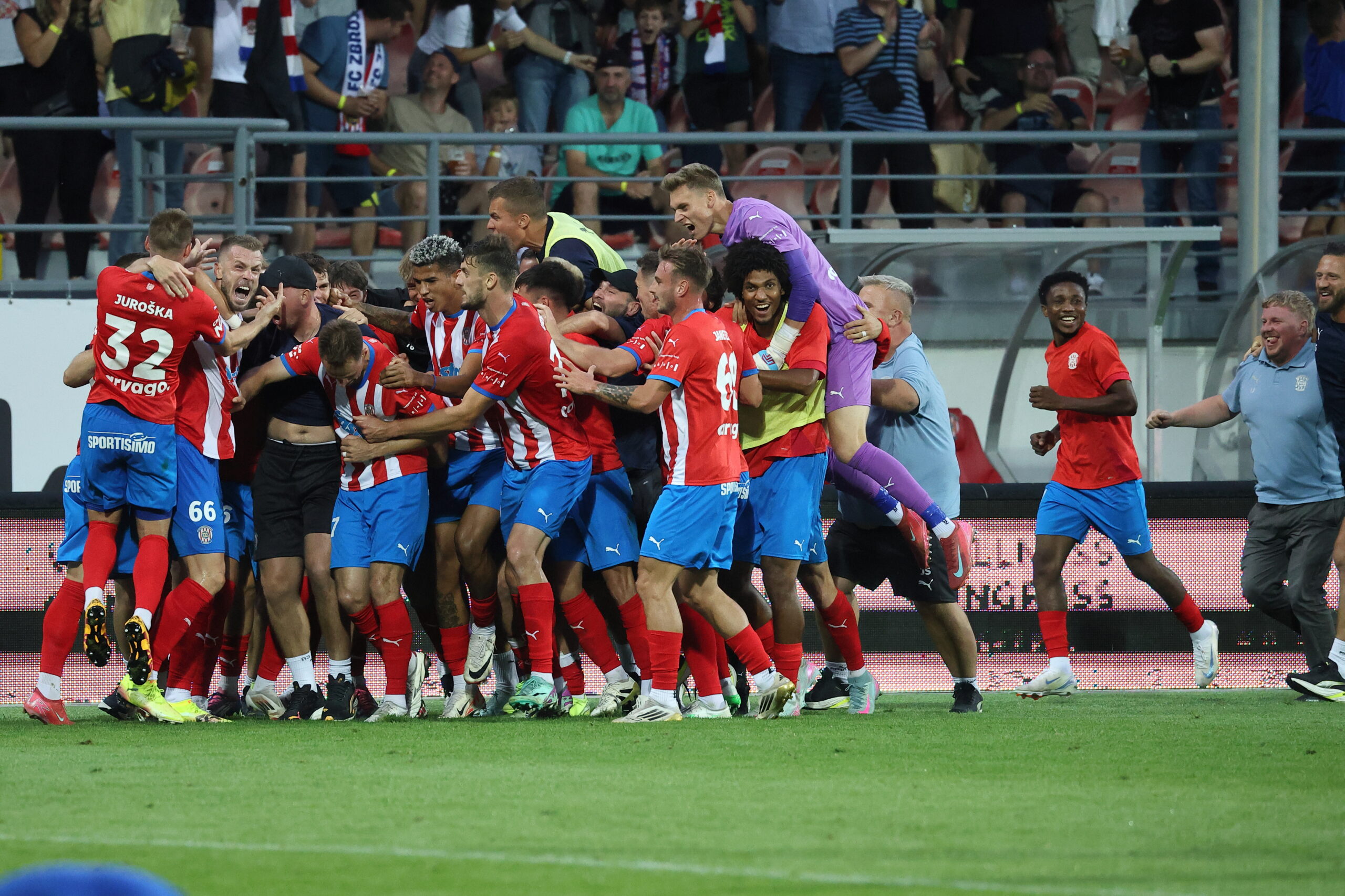 Zbrojovka a kdo další? Druhá liga má hned několik týmů, které hrají o postup