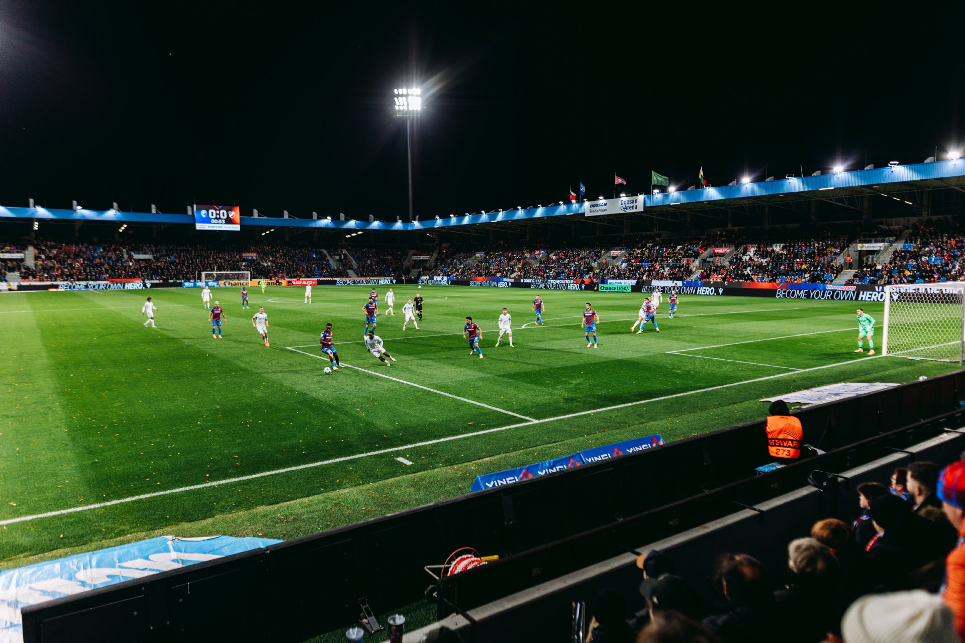 Martin Hyský se radoval i v domácí premiéře. Viktoria šplhá nazpět k vrcholu